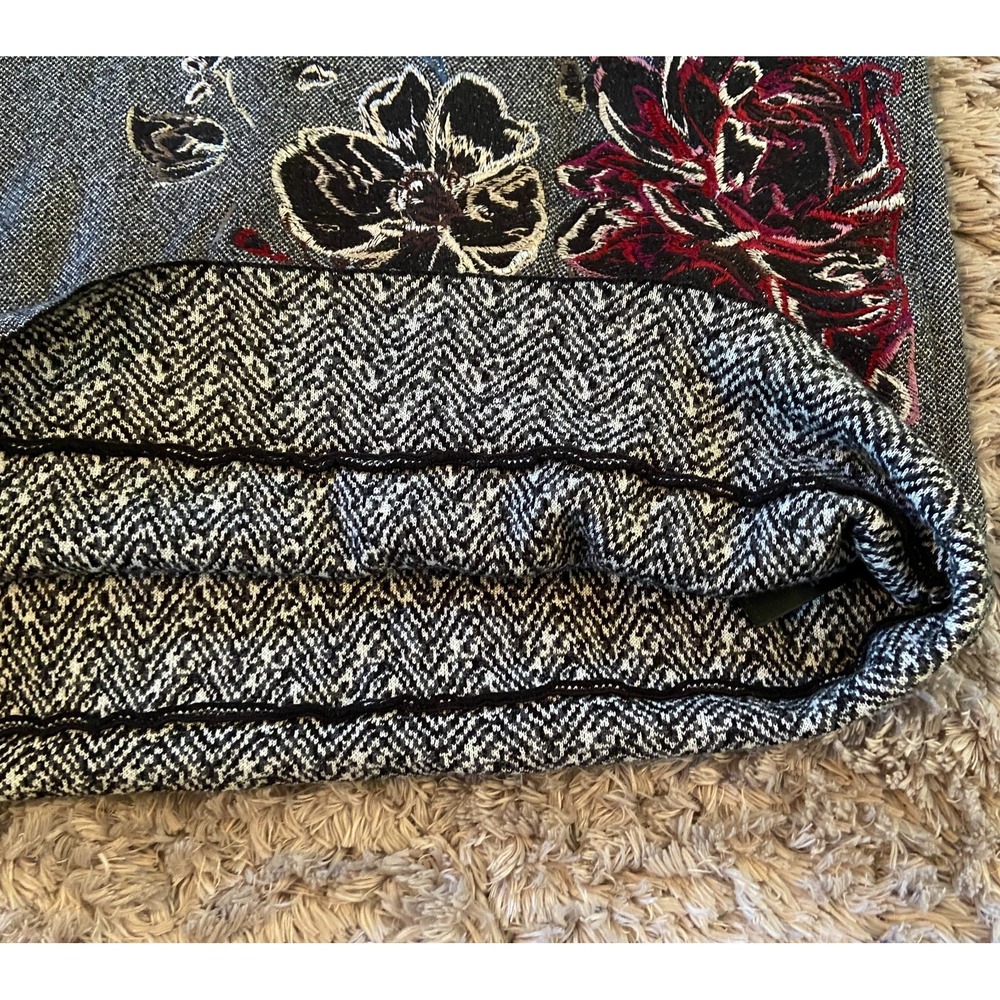 White House Black Market Women's S Gray Floral Embroidered Puff Shoulder Sweater - Picture 11 of 13